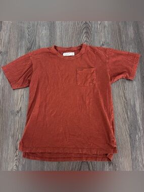 Abercrombie Kids Boys Tee Shirt 
Size 11/12